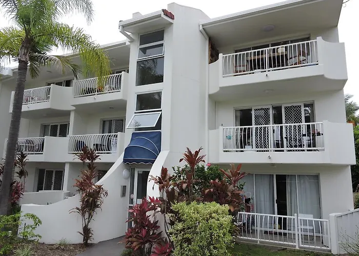 Cannes Court Apartments Gold Coast